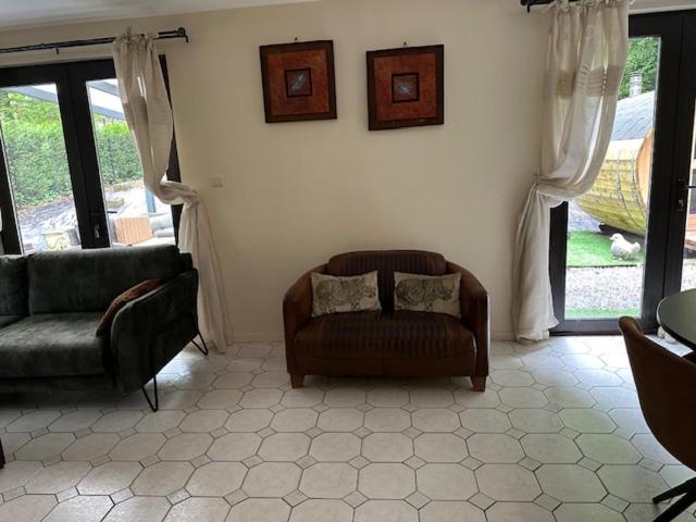 Boshuisje Casa de Férias Couvin